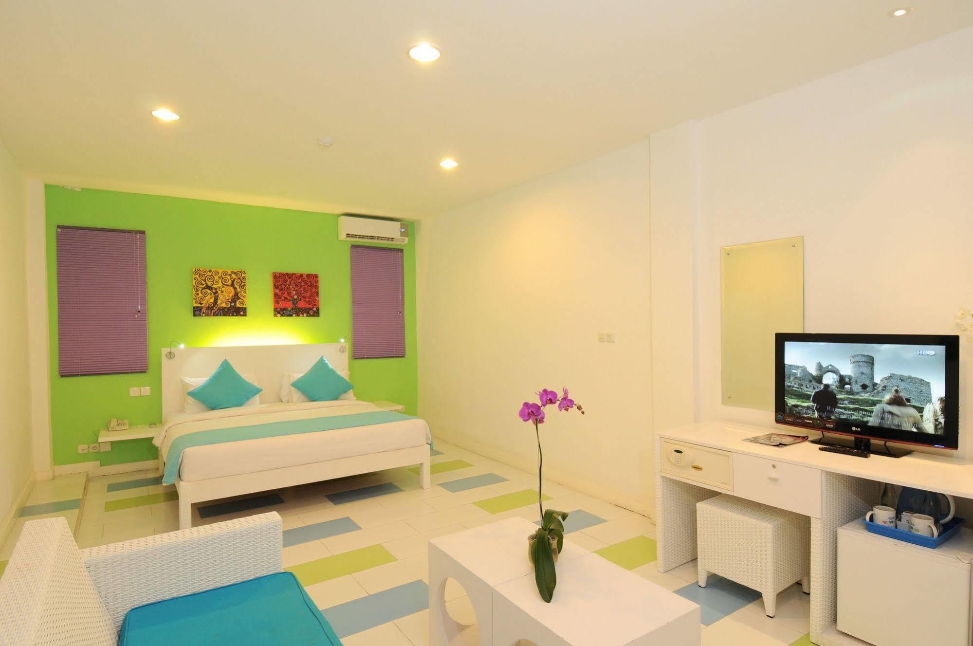 Hotel Home@36 Condotel